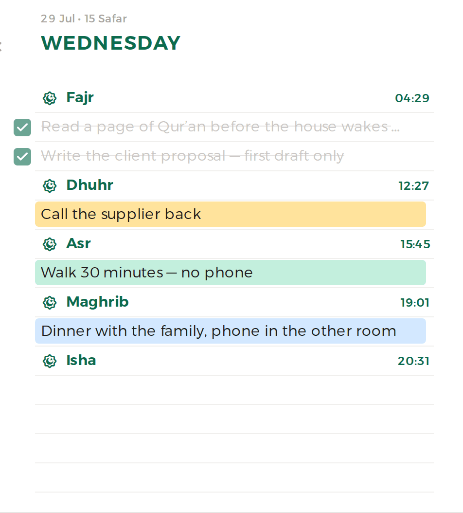 A day with three tasks highlighted in yellow, green and blue